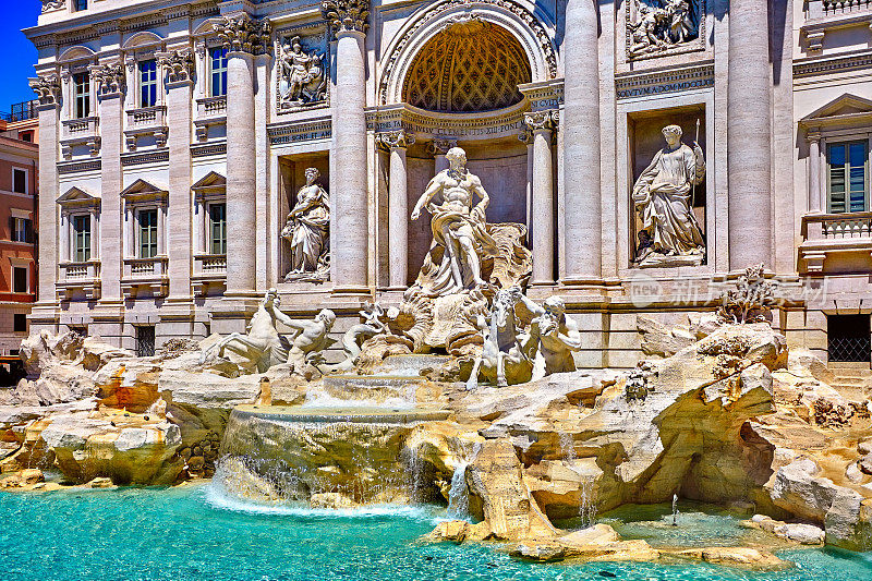 罗马特莱维喷泉(Fontana di Trevi)，意大利罗马。特莱维是罗马最著名的喷泉。罗马的建筑和地标。